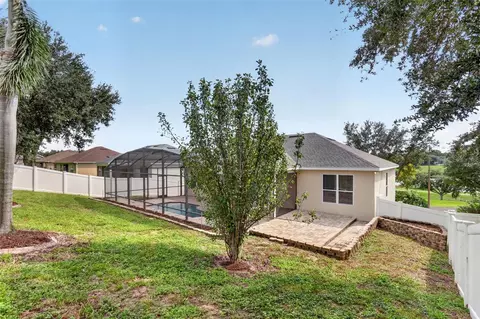 Exterior - 2803 Eagle Lake Dr, Clermont, FL 34711 photo 8 of 9