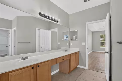 Entry Way - 2803 Eagle Lake Dr, Clermont, FL 34711 photo 1 of 2