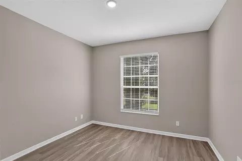 Bedroom - 2803 Eagle Lake Dr, Clermont, FL 34711 photo 3 of 8