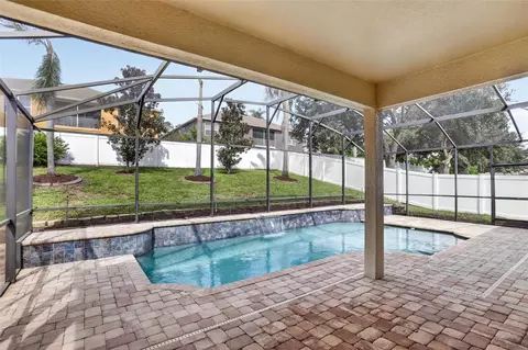 Exterior - 2803 Eagle Lake Dr, Clermont, FL 34711 photo 6 of 9