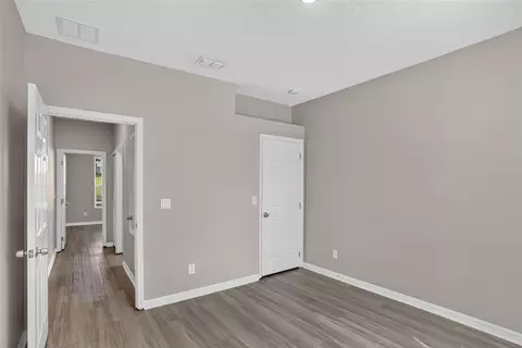 Bedroom - 2803 Eagle Lake Dr, Clermont, FL 34711 photo 6 of 8