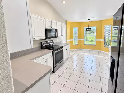 Kitchen - 4206 Lavender Way, Saint Cloud, FL 34772 photo 2 of 3