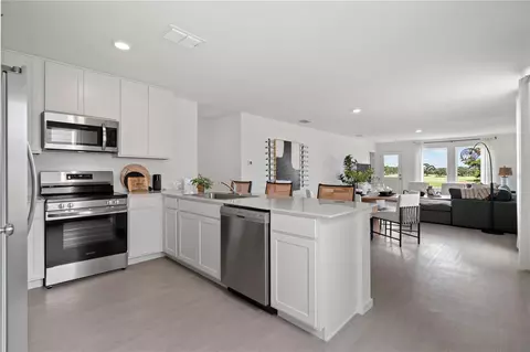 Kitchen - 2590 Lasso Loop, Eagle Lake, FL 33839 photo 1 of 1
