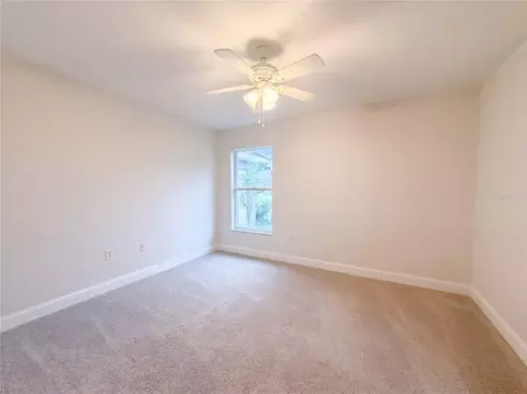 Bedroom - 14275 Creek Run Dr, Riverview, FL 33579 photo 5 of 10