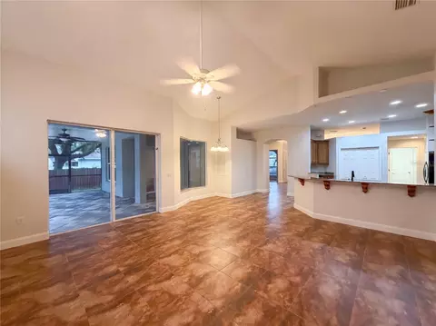 Living - 14275 Creek Run Dr, Riverview, FL 33579 photo 4 of 8