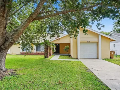 815 E Flag Ln, Kissimmee, FL 34759