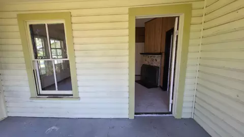 Exterior - 310 E Noble Ave, Bushnell, FL 33513 photo 11 of 11