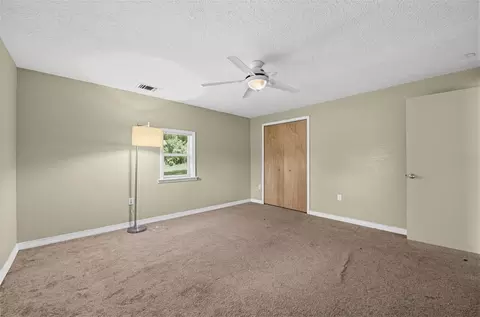 Bedroom - 4175 Oakwood Dr, Saint Cloud, FL 34772 photo 1 of 4