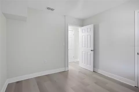 Bedroom - 33 W Herrick Dr, Eustis, FL 32726 photo 3 of 4
