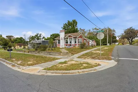18 E Orange St, Davenport, FL 33837