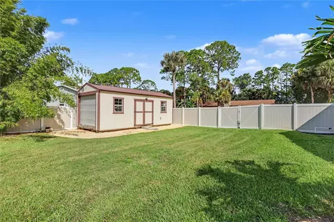 Exterior - 4635 N Friday Cir, Cocoa, FL 32926 photo 6 of 9