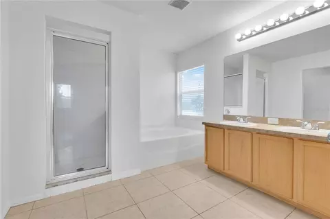 Bath - 12613 Longcrest Dr, Riverview, FL 33579 photo 1 of 3