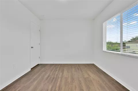 Bedroom - 12613 Longcrest Dr, Riverview, FL 33579 photo 4 of 7