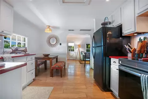 Kitchen - 628 Forest St, Windermere, FL 34786 photo 1 of 7