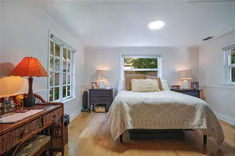 Bedroom - 628 Forest St, Windermere, FL 34786 photo 2 of 2