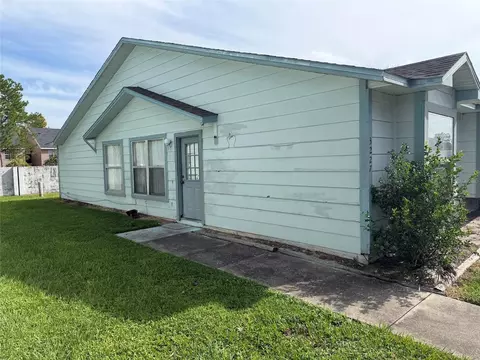 3227 Chesswood Ave, Kissimmee, FL 34741