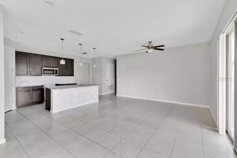 Living - 2570 Wadeview Loop, Saint Cloud, FL 34769 photo 2 of 3