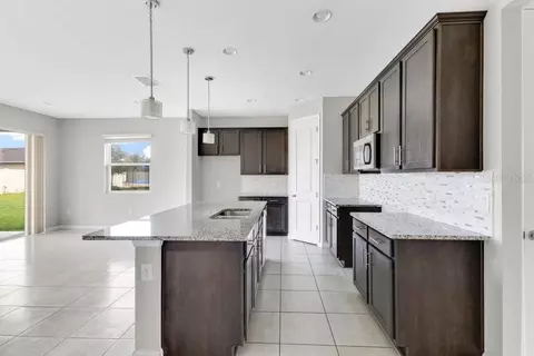 Kitchen - 2570 Wadeview Loop, Saint Cloud, FL 34769 photo 2 of 2