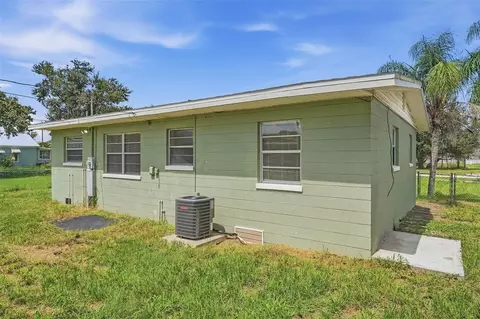 Exterior - 210 E Merrill Ave, Dundee, FL 33838 photo 3 of 4