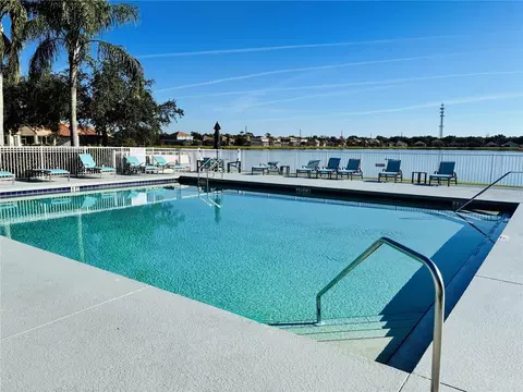 Exterior - 6837 74th Street Cir E, Bradenton, FL 34203 photo 4 of 5