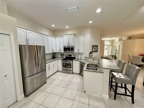 Kitchen - 6837 74th Street Cir E, Bradenton, FL 34203 photo 2 of 2