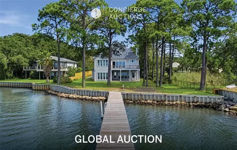 609 Calhoun Ave, Destin, FL 32541