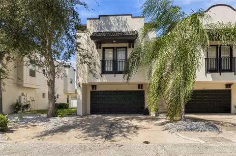 3629 Bay Heights Way, Tampa, FL 33611