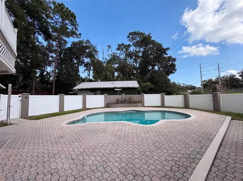 Exterior - 4335 SE 8th St, Ocala, FL 34471 photo 2 of 4