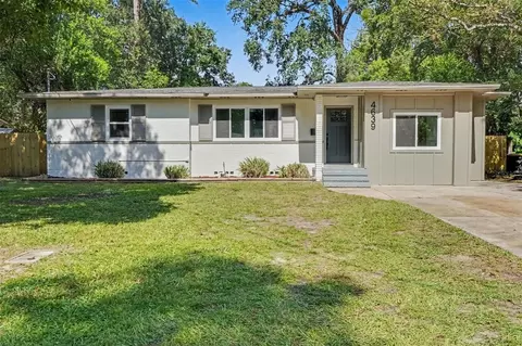 4639 Martingale Rd, Jacksonville, FL 32210