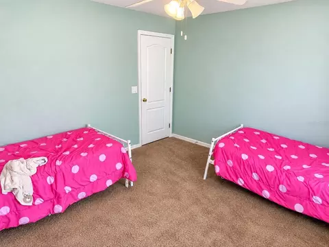 Bedroom - 24107 Milford Dr, Eustis, FL 32736 photo 4 of 6