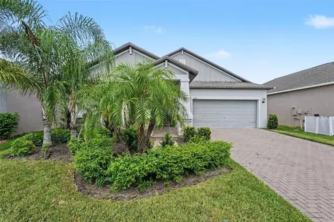 Exterior - 13220 Orca Sound Dr, Riverview, FL 33579 photo 2 of 4