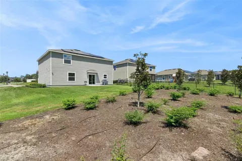 Exterior - 5478 Limestone St, Mount Dora, FL 32757 photo 7 of 9