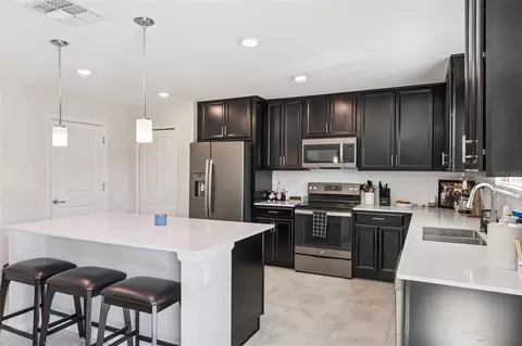 Kitchen - 5478 Limestone St, Mount Dora, FL 32757 photo 1 of 4