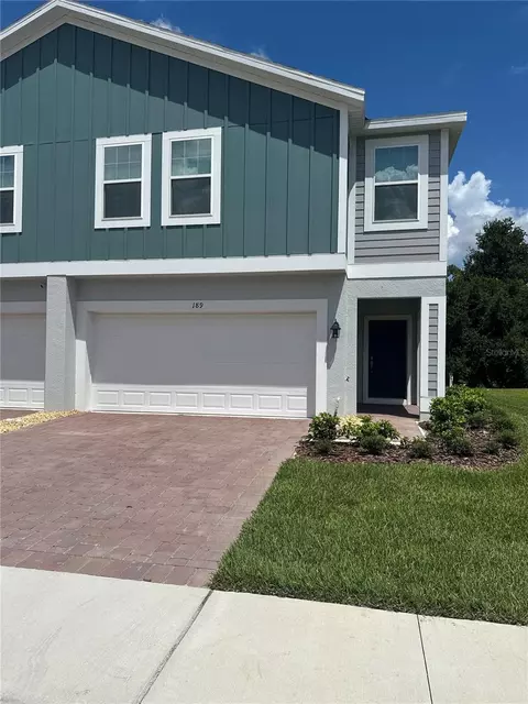 189 Glass Onion Dr, Groveland, FL 34737
