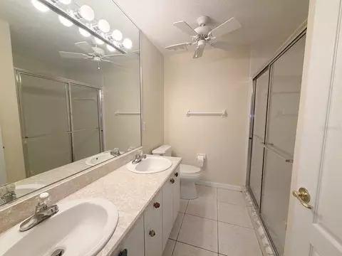 Bath - 145 Nature Trl, Ormond Beach, FL 32174 photo 2 of 4