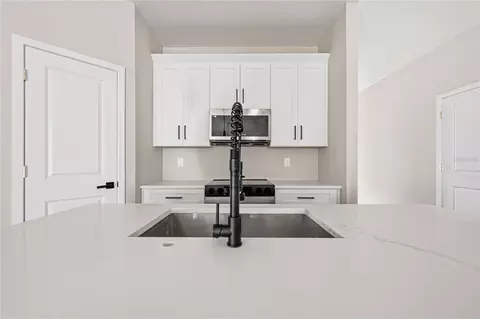 Kitchen - 225 E Hyde Park Ave, Eustis, FL 32726 photo 1 of 4