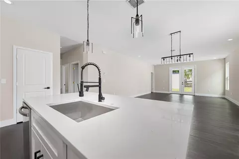 Kitchen - 225 E Hyde Park Ave, Eustis, FL 32726 photo 2 of 4