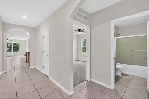 Entry Way - 50 Caballero Ct, Ormond Beach, FL 32174 photo 2 of 3