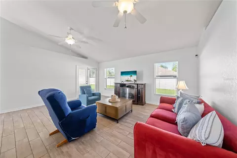 Living - 4200 Cracker Ct, Saint Cloud, FL 34772 photo 4 of 4
