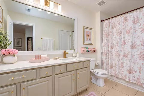 Bath - 4826 Barnstead Dr, Riverview, FL 33578 photo 7 of 7