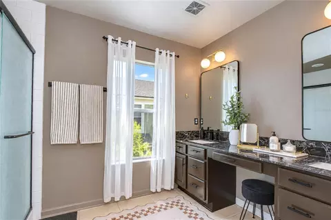 Bath - 4826 Barnstead Dr, Riverview, FL 33578 photo 3 of 7