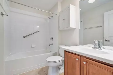 Bath - 13324 Jervey St, Windermere, FL 34786 photo 6 of 6
