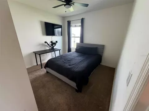 Bedroom - 5606 Western Sun Dr, Saint Cloud, FL 34771 photo 4 of 6
