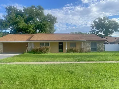 3501 Calgary Ln, Mount Dora, FL 32757