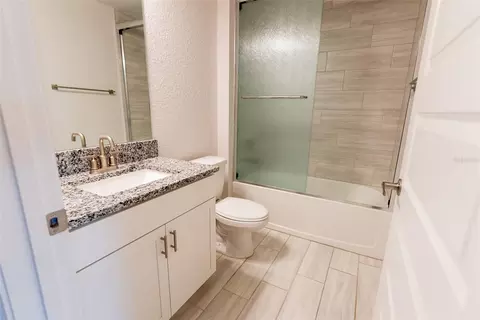 Bath - 5035 SW 91st Pl, Ocala, FL 34476 photo 5 of 6
