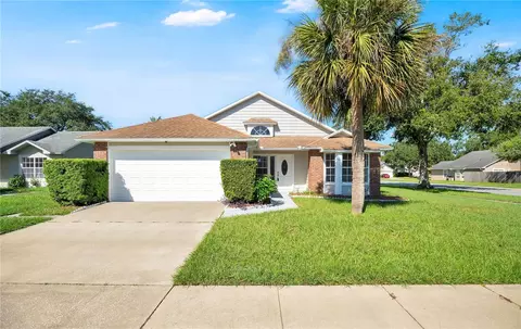 233 S Aberdeen Cir, Sanford, FL 32773
