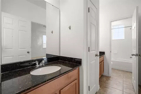 Bath - 12785 Westside Village Loop, Windermere, FL 34786 photo 3 of 4