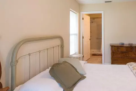 Bedroom - 2672 Winchester Cir, Eustis, FL 32726 photo 3 of 8