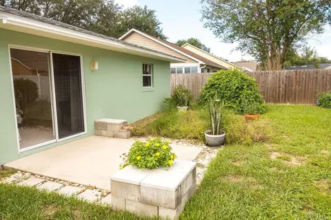 Exterior - 2672 Winchester Cir, Eustis, FL 32726 photo 3 of 6