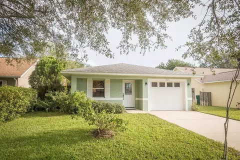 Exterior - 2672 Winchester Cir, Eustis, FL 32726 photo 2 of 6